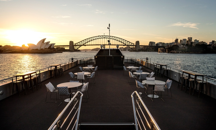 Image 2: Three-Hour Boxing Day Cruise