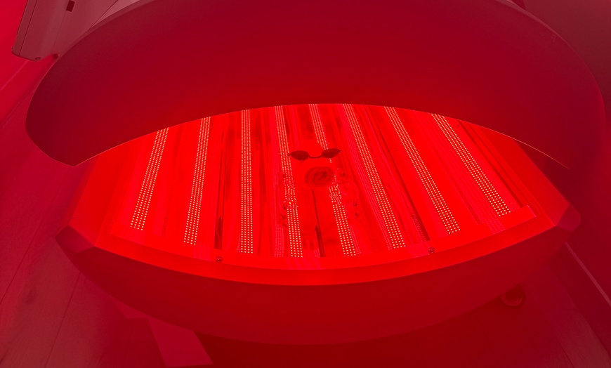 Image 2: One, Two or Three Red Light Therapy Sessions
