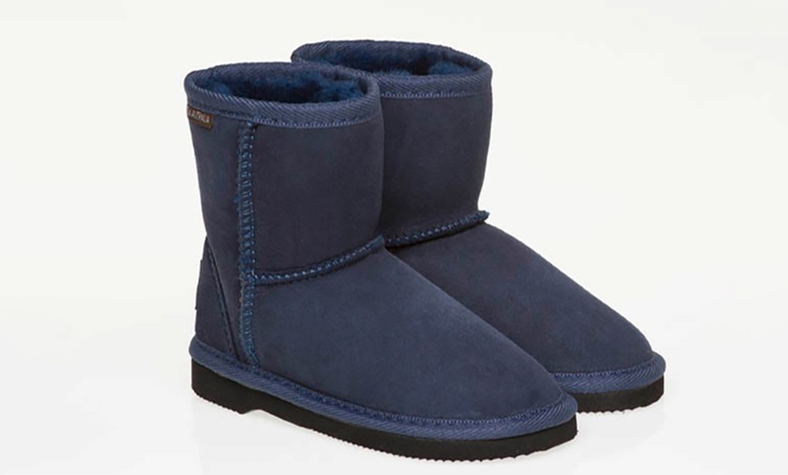 Image 4: Kids Classic Short UGG boots