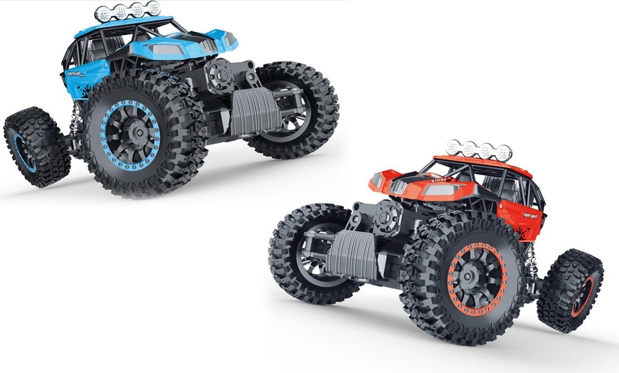 Image 1: Remote Control Thunder Jeep