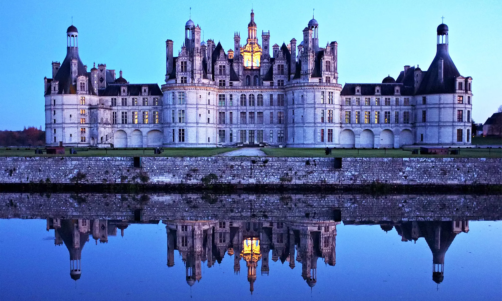 Châteaux de la Loire: 1 à 3 nuits avec petit-déjeuner et dîner en option pour 2 à l'hôtel Restaurant Campanile Tours Sud - Primary Image