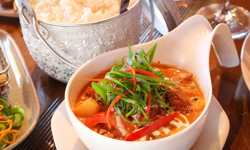 Image 6: 3-Course Thai Dinner + Soft Drink for 2