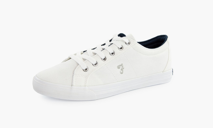 Image 6: Farah Canvas Plimsolls