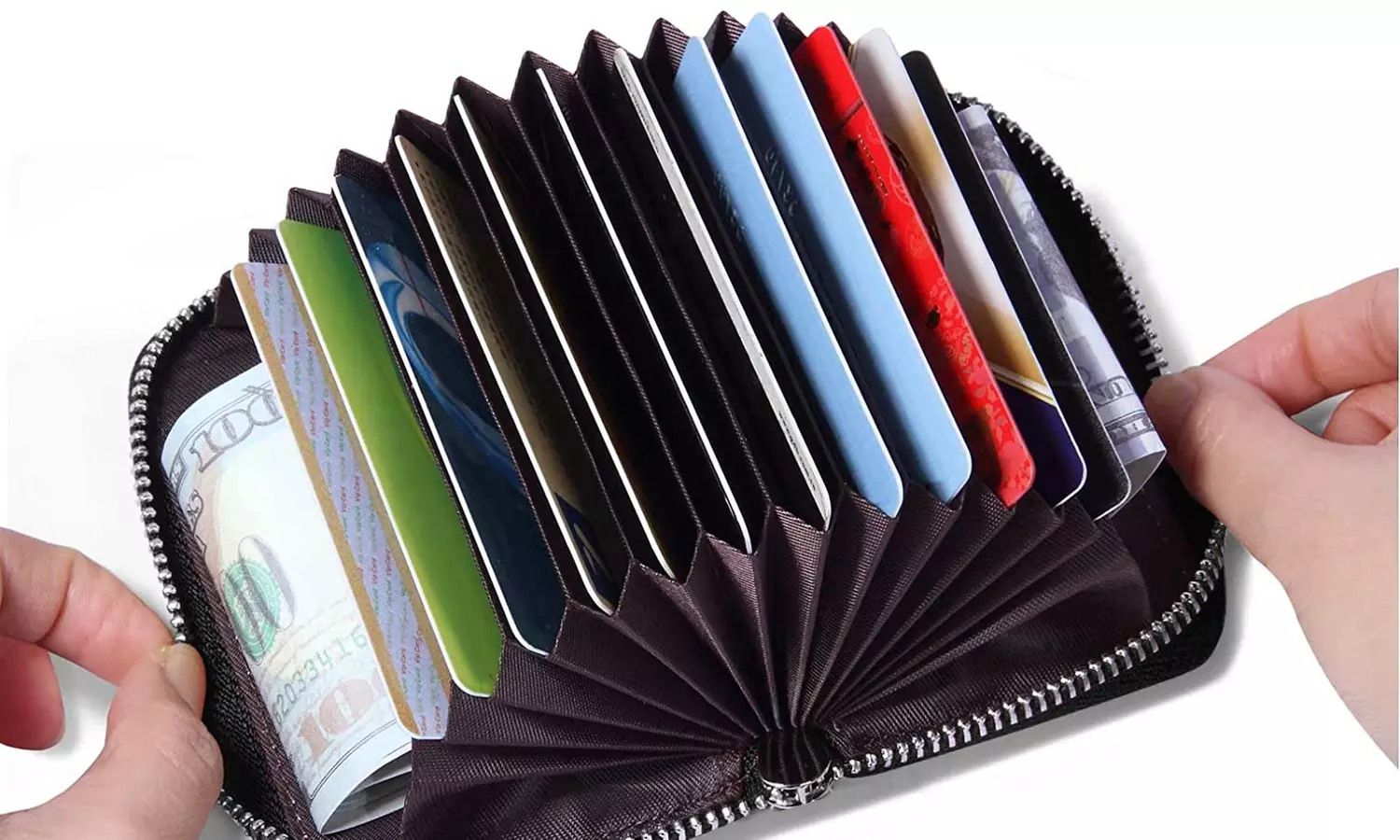 1 of 2 leren portemonnees met RFID-bescherming