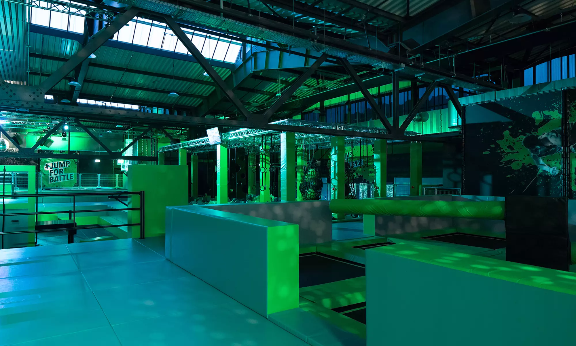 Trampolin-Spaß bei JUMP/ONE