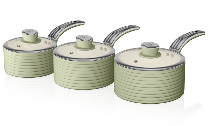 Image 34: Swan Retro Pans Set