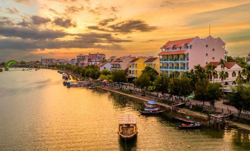 Image 6: Vietnam: 11-Day Highlights Tour with 3* or 4* Stay, Cruise, & More