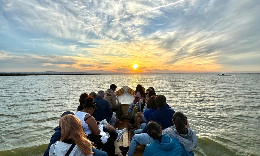 Image 8: Recorridos en barca por la Albufera para 2 o 3 personas