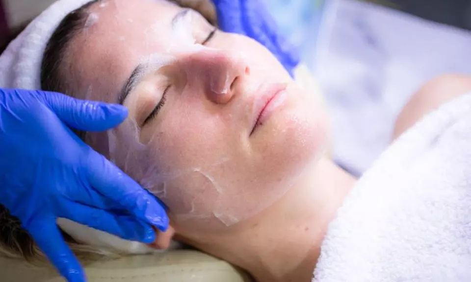 3, 6 o 9 sesiones de tratamiento facial a elegir en The Look Madrid