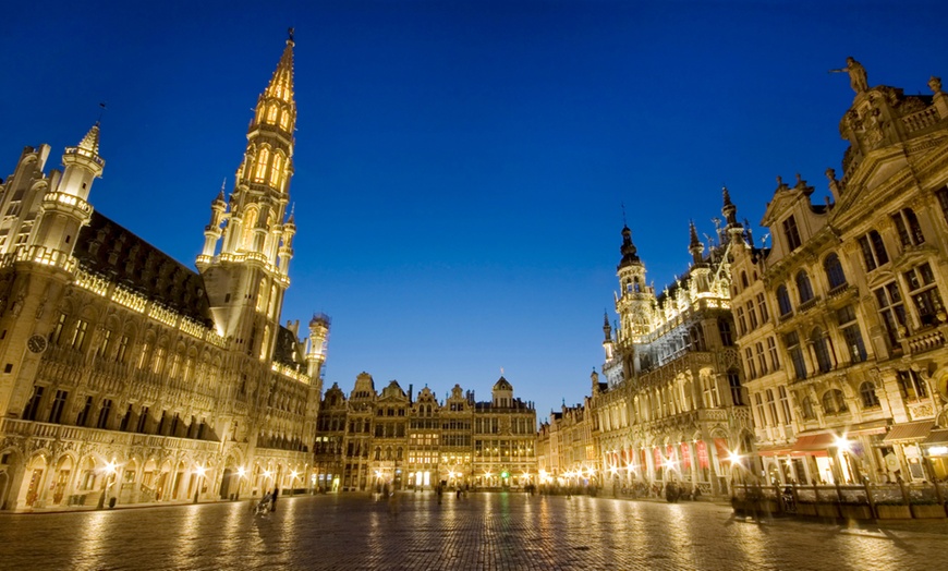 Image 7: Brussels: Double Room with Breakfast