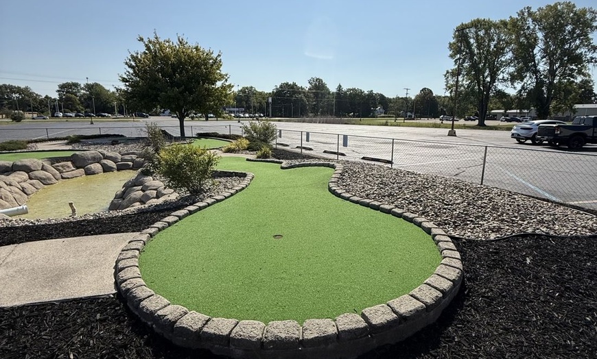 Image 3: Mini Golf for Two or Four and Pizza Package – South Haven Fun