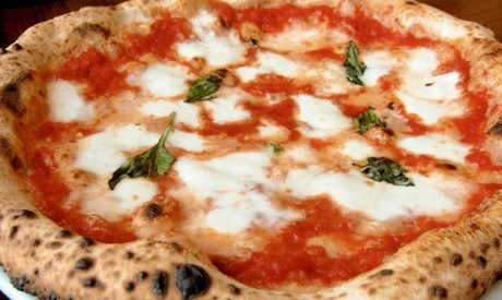 ⏰ Menu con pizza a scelta, dolce e birra per 2 o 4 persone al Ristorante Olympus (sconto 60%). Prenota&Vai!