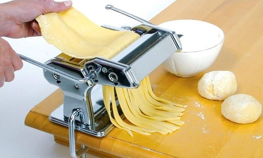 Image 2: Stainless Steel Pasta Maker