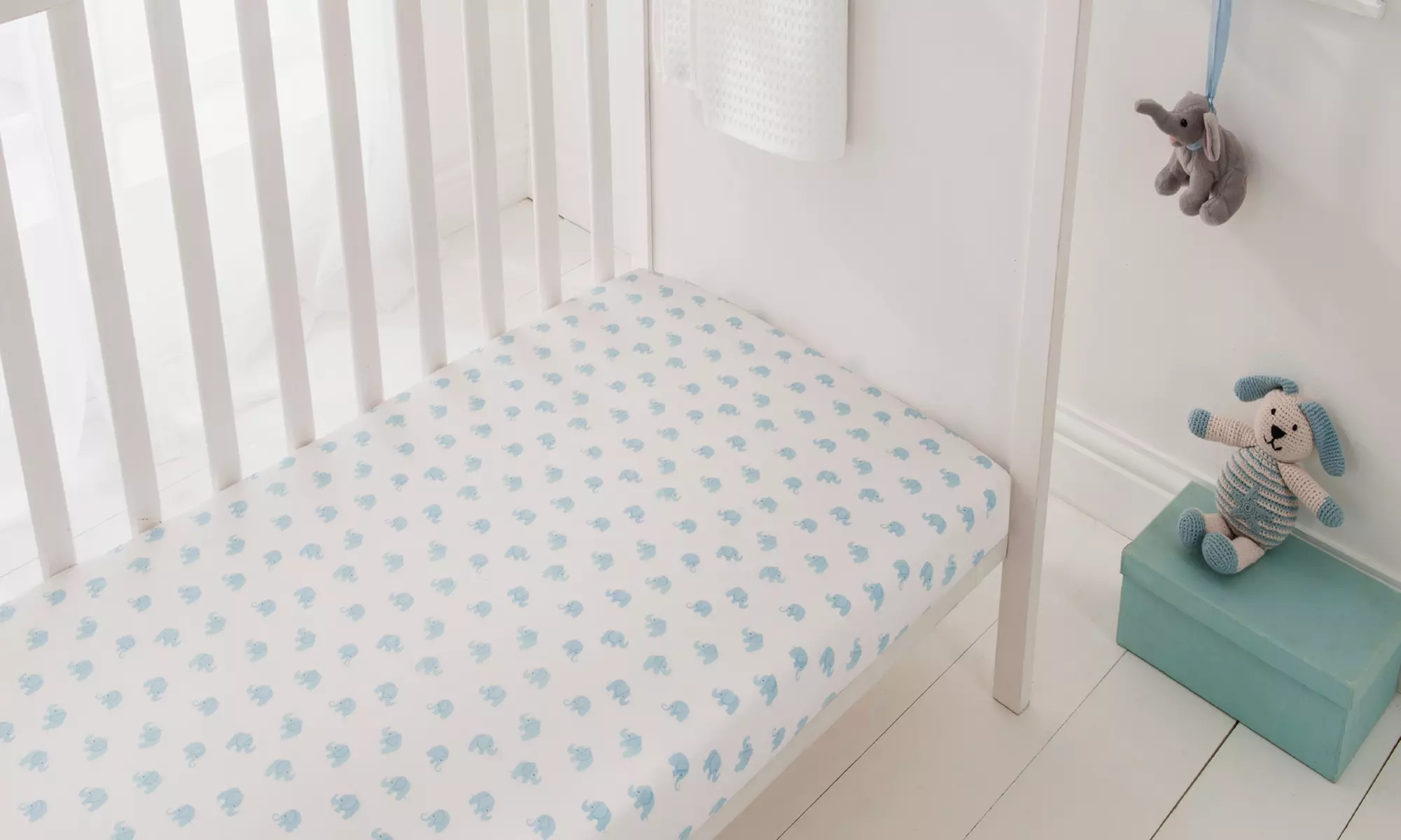 Draps pour lit de bébé en coton biologique - Primary Image