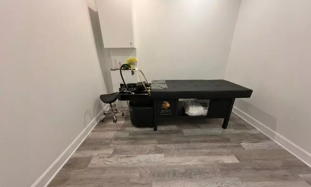 Relax with 1 Khalia Signature Scalp Therapy - 60 Min, 1 Rebalance & Soothe Scalp Therapy and More (Up to 27%Off) - Image 3