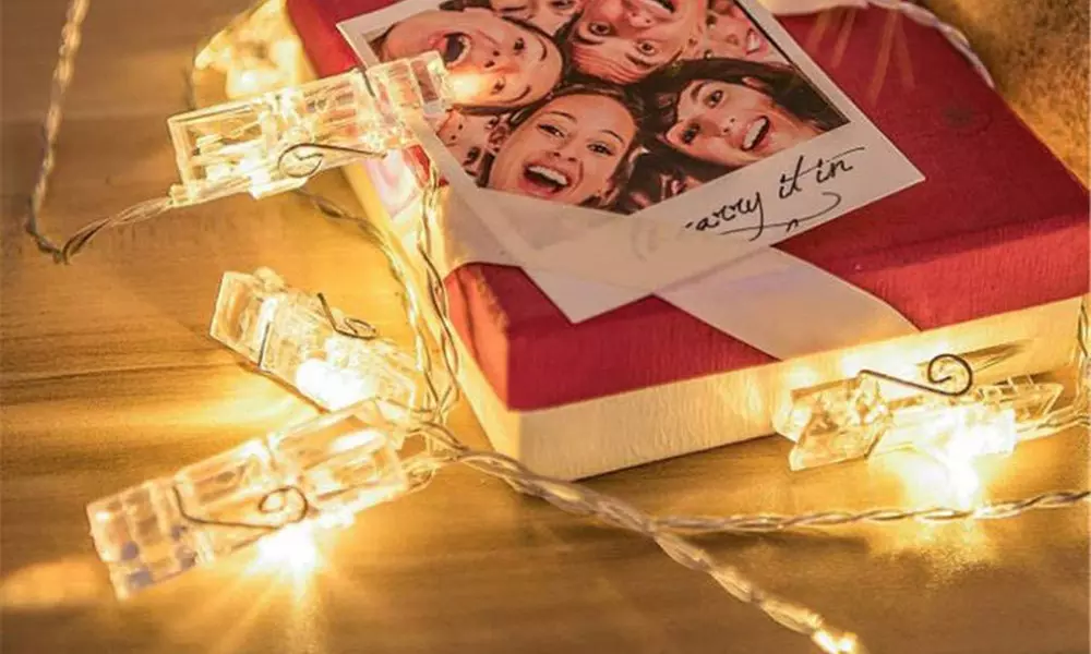 1 ou 2 guirlandes lumineuses avec 10 ou 20 clips photo LED