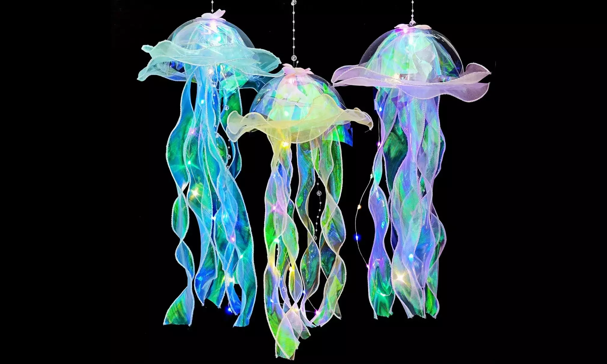Lámparas colgantes en forma de medusa