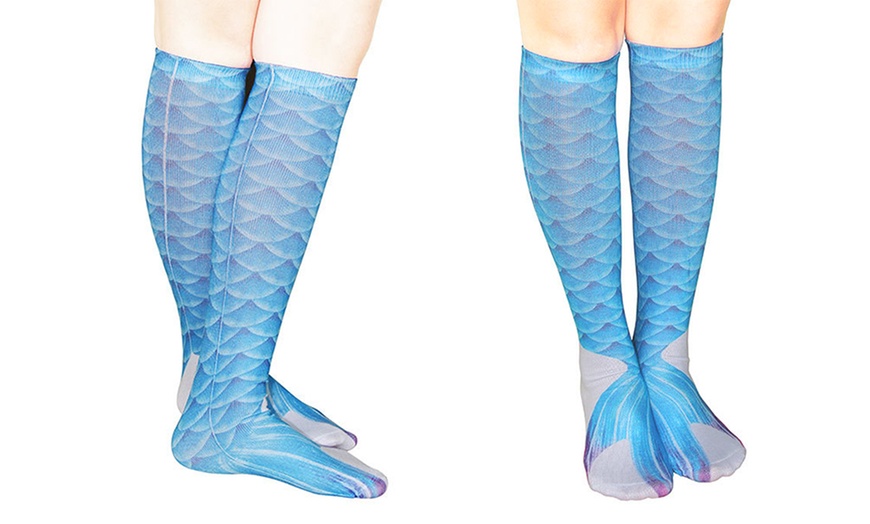 Image 3: Women's Mermaid Knee-High Socks