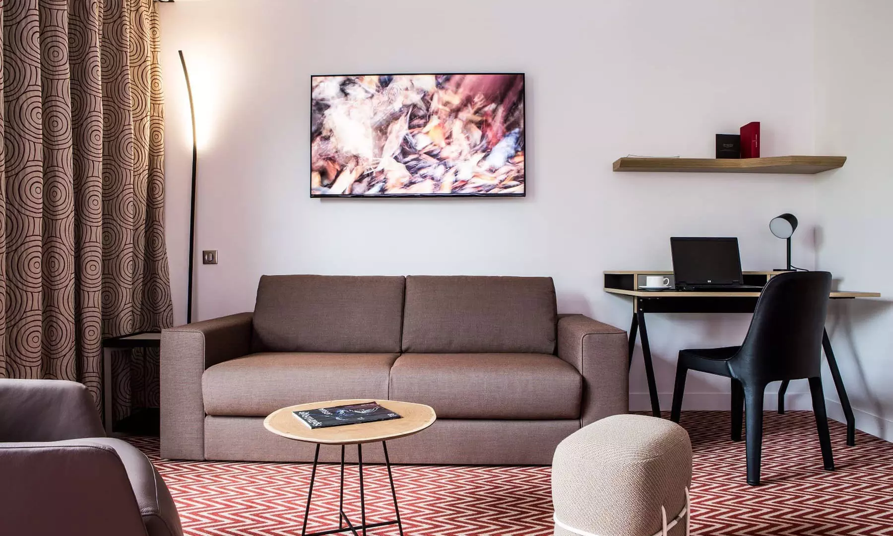 Meudon: Zimmer nach Wahl, inkl. Frühstück, opt. Bootsfahrt