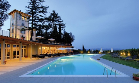 San Gimignano: camera doppia o matrimoniale Comfort con colazione e Spa per 2 persone al Relais La Cappuccina 4*