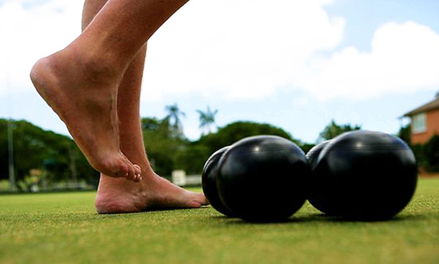 Image 1: Barefoot Bowls with Food + Drink