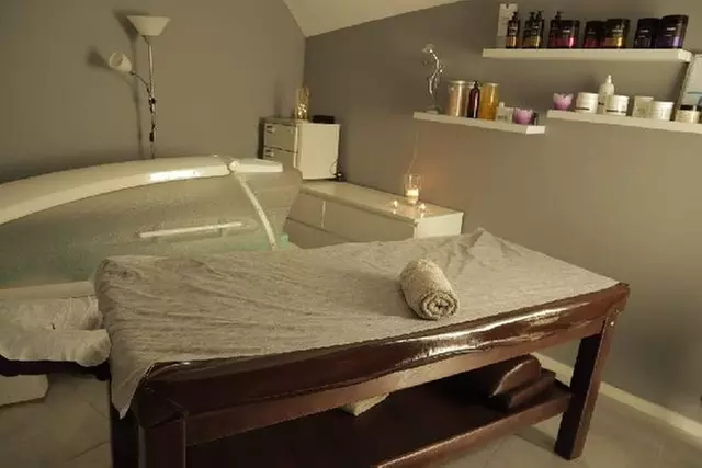 Godzinny masaż relaksacyjny lub klasyczny masłem shea dla 1-2 osób