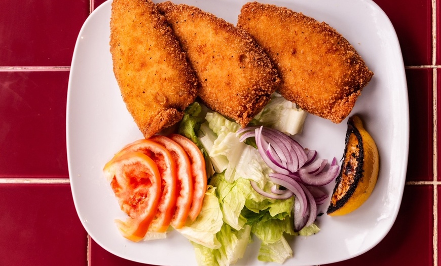 Image 7: Menú de milanesas argentinas para 2 personas con opción a take away