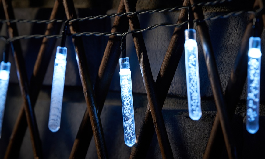 Image 4: Icicle Rain Drop String Lights