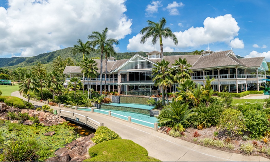 Image 1: Cairns: Two-Night Resort Escape