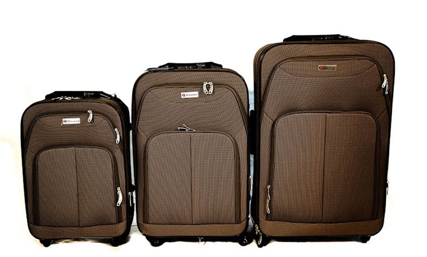 Image 111: Discovery Three-Piece Luggage