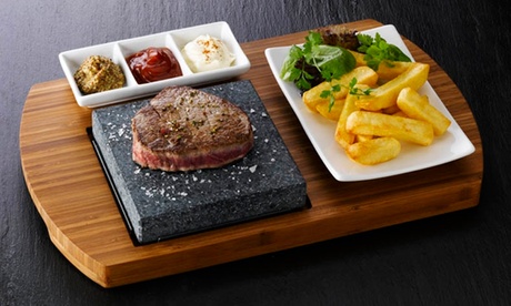 Viande ou poisson cuit sur pierre de lave, option entrée pour 2, 4 ou 6 dès 32,50 € à la Brasserie La Capitainerie