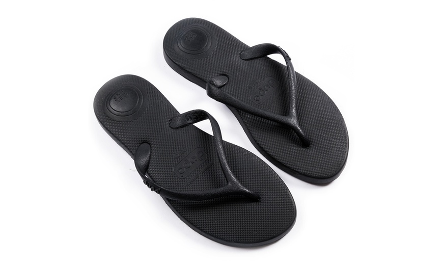 Image 4: Dupe Women's Flip-Flops