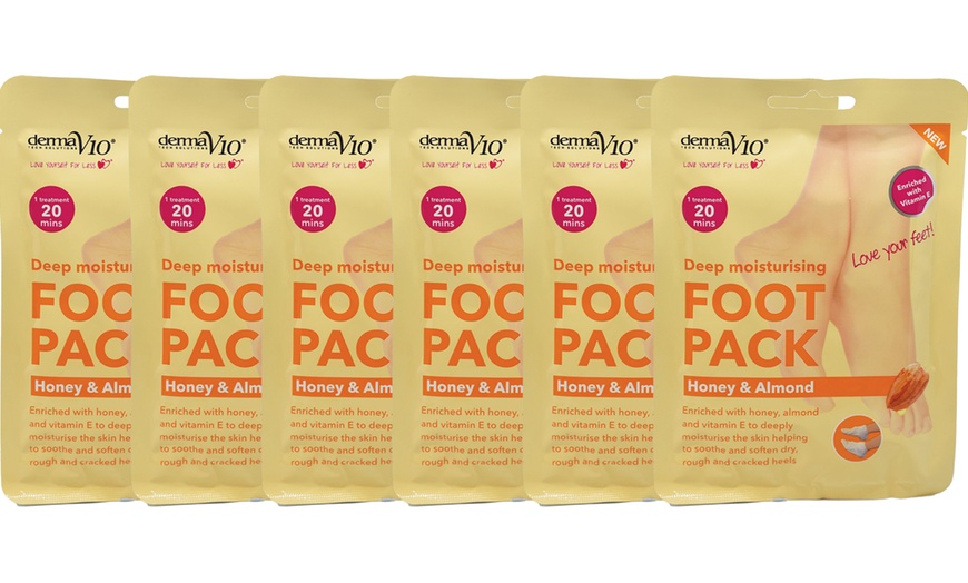 Image 15: Up to Six Derma V10 Moisturising Foot Packs