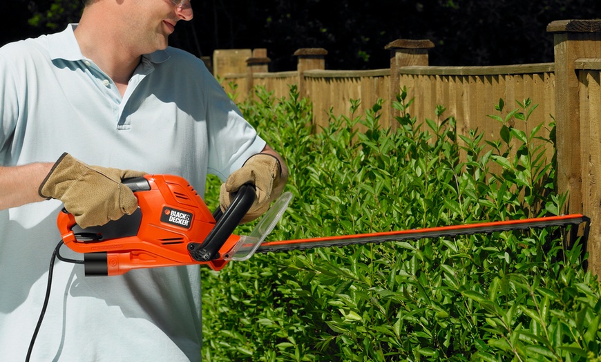 Image 2: Black and Decker Garden Bundle