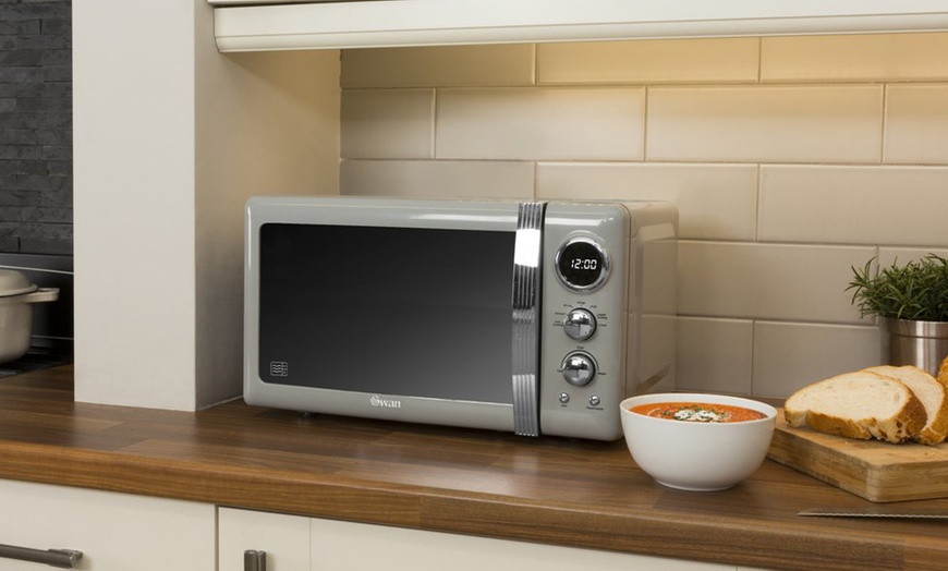 Image 5: Swan Retro Digital Microwave