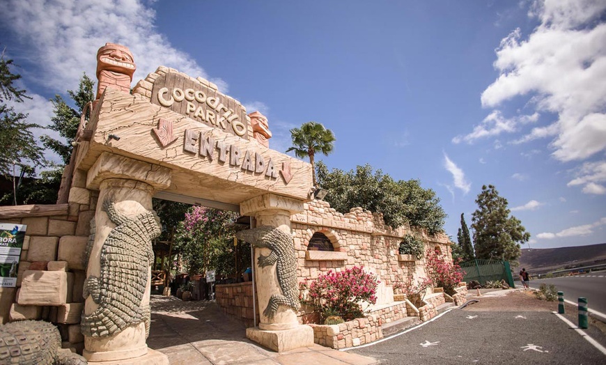 Image 5: Entrada a Cocodrilo Park Zoo para niños y adultos con comida y bebida