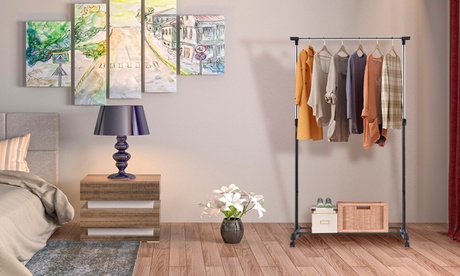 Struttura appendiabiti con ruote regolabili in acciaio inossidabile disponibile in