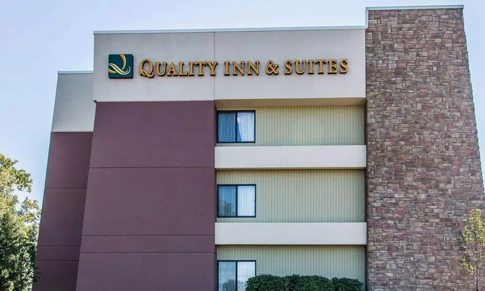 Stay at Quality Inn & Suites Warren - Detroit - Second Medium