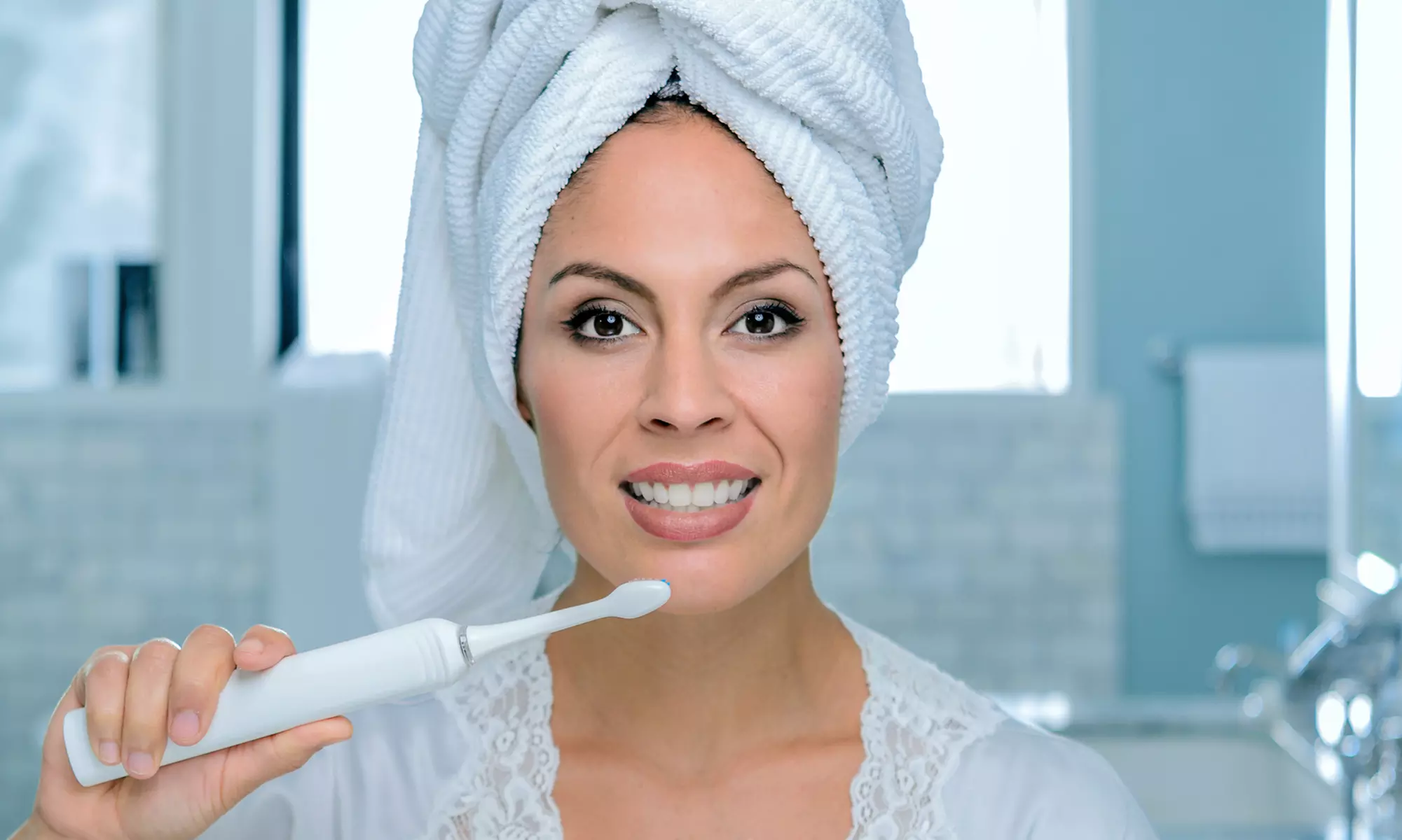 Sonic Edge Extended Charge Toothbrush with 4 Heads - Second Medium