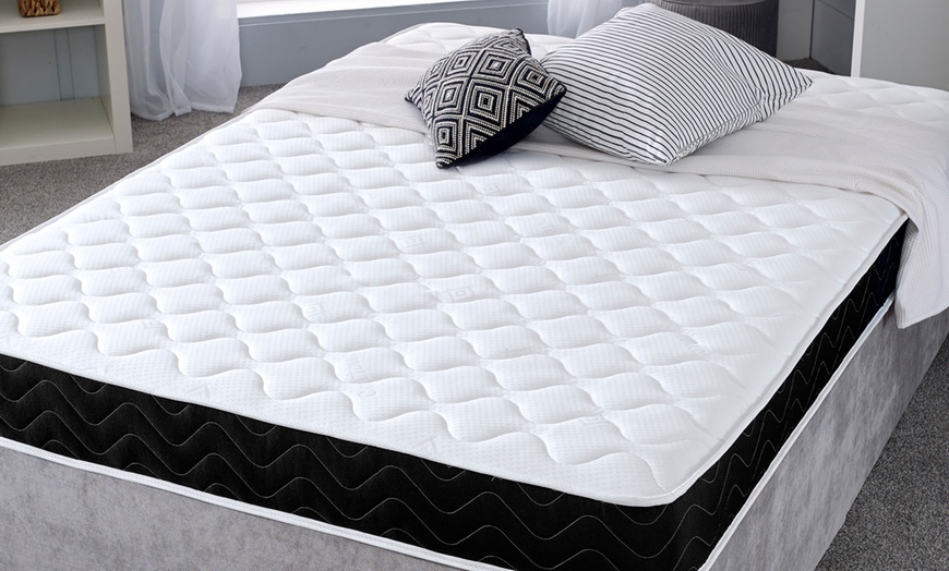 Image 3: Black Quilted Hypoallergenic Memory Foam Mattress