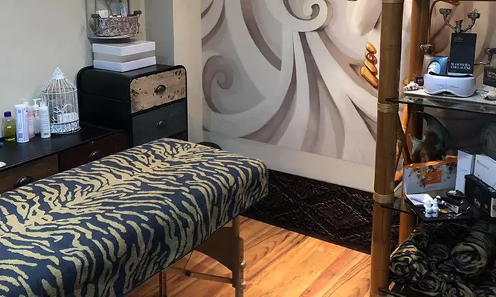 Peeling glicólico con opción a 1 o 2 sesiones de BB Glow en ArtSalon de Belleza Lotus (hasta 59% de descuento) - Primary Image