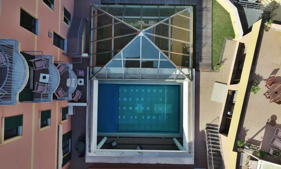 Genova: camera doppia con colazione e accesso all'area Wellness