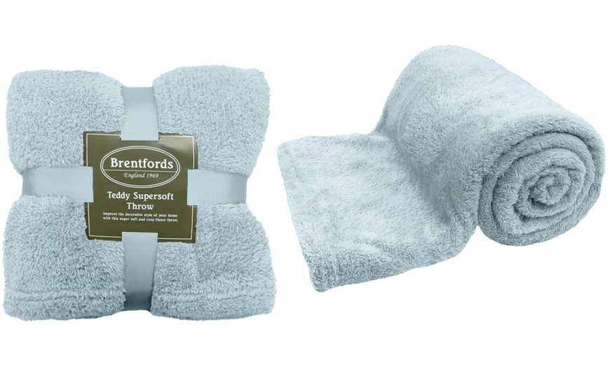 Image 7: Teddy Plush Fleece Throw