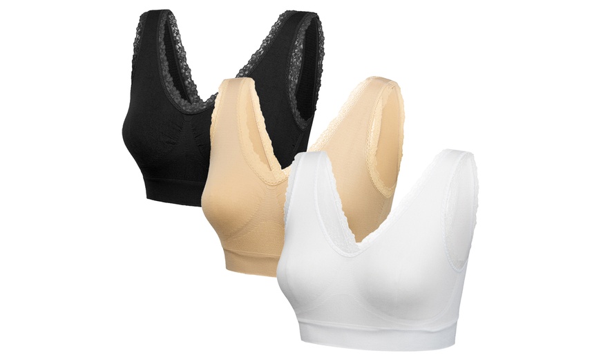 Image 2: Women's Seamless Bras
