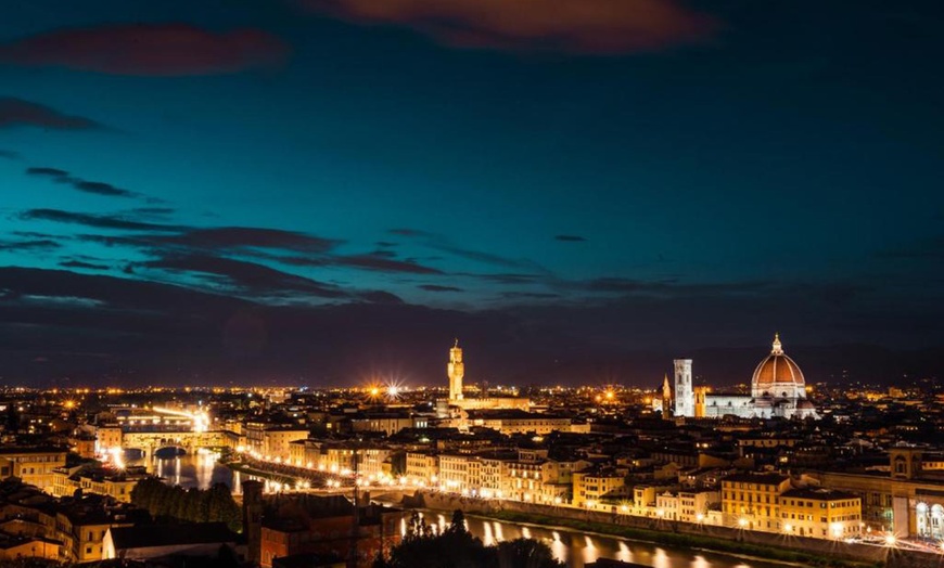 Image 14: Firenze 4*: camera doppia con colazione e ingresso agli Uffizi