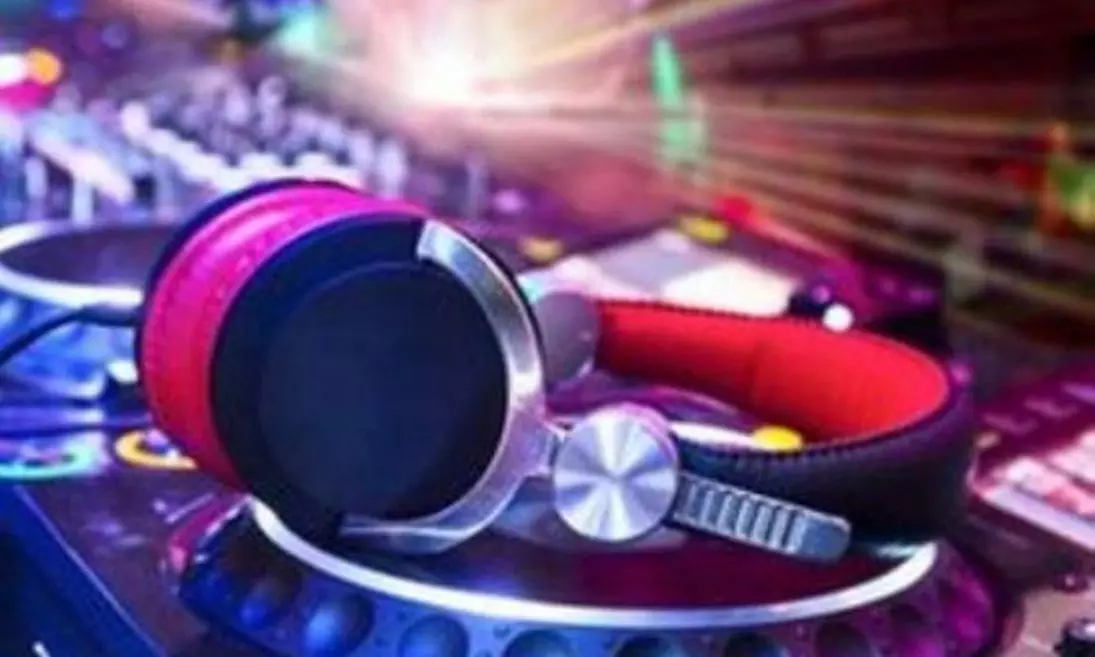 45% Off 4 Hours of Djing Services ($800 Value)  - Primary Image