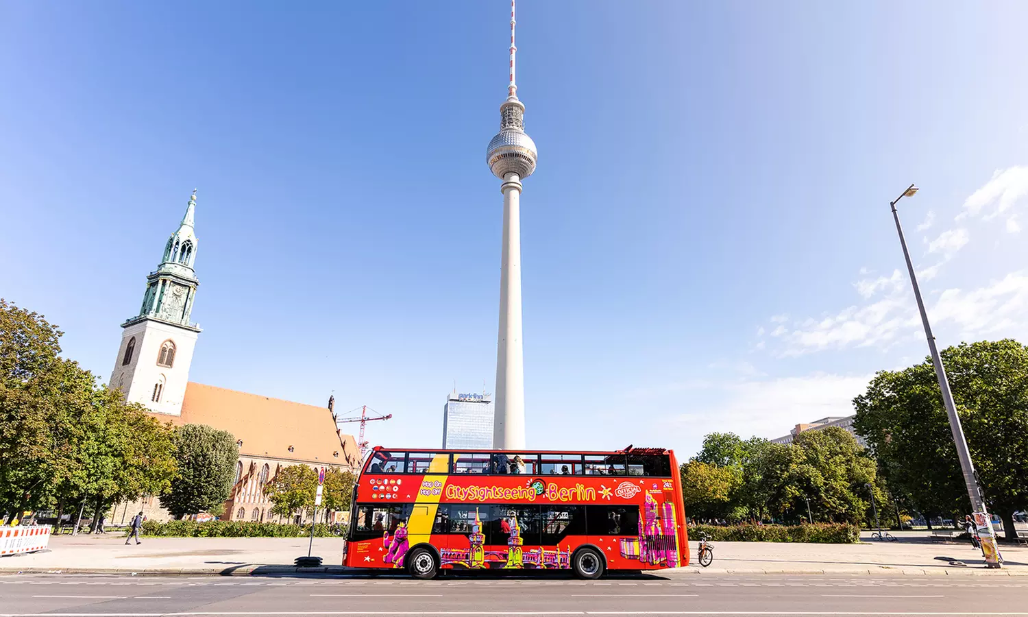 Erlebe Berlins Highlights: Hop-on Hop-off Bustour für 1 Pers.