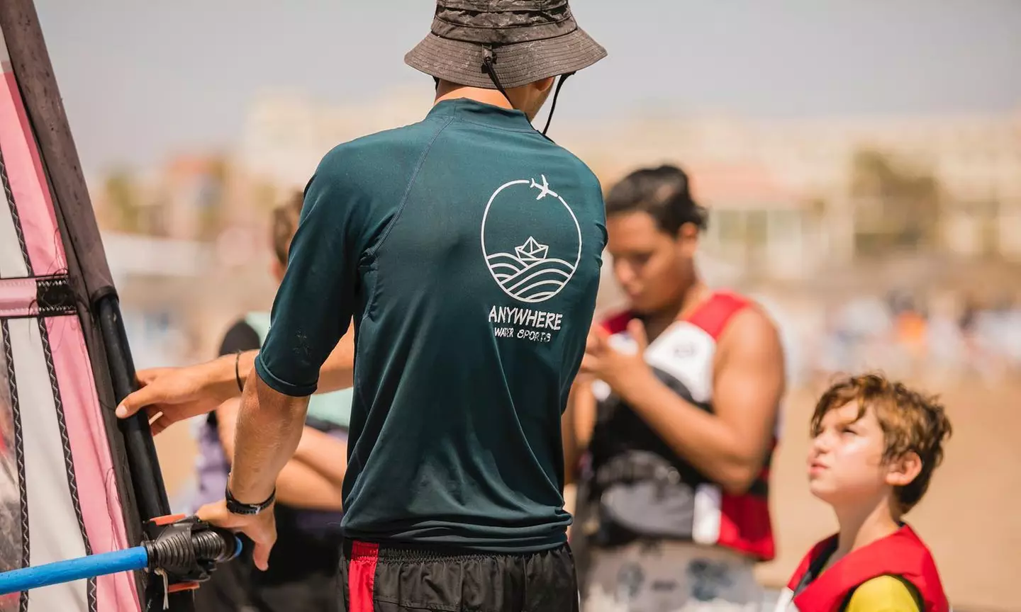 Aventura acuática con alquiler de paddle surf, kayak o tabla de surf