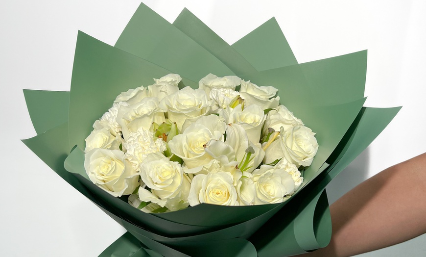 Image 4: Assorted Flowers Bouquet from Baaqat Flowers and Bouquets