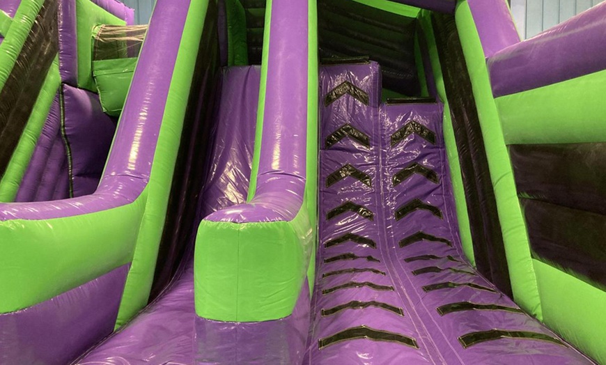 Image 4: Inflatable Jump Sessions at Aura Inflatable Park 